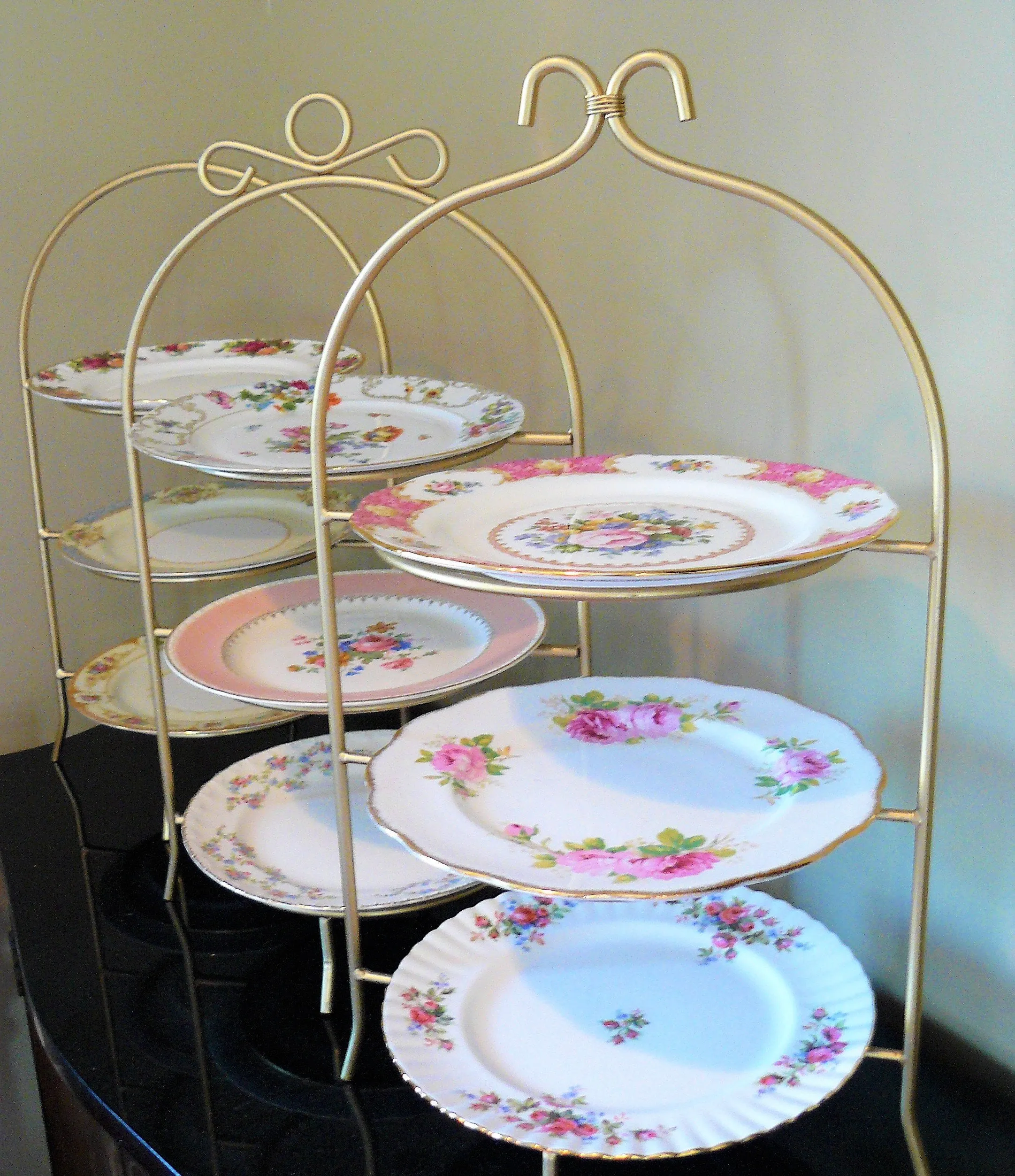 3-Tier Gold Metal Stand