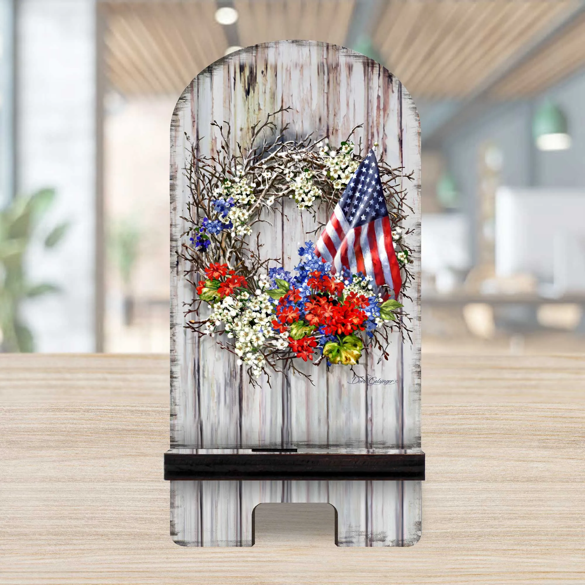 American Wreath Cell Phone Stand | Wood Mobile Tablet Holder Charging Station Organizer - 892098-DG