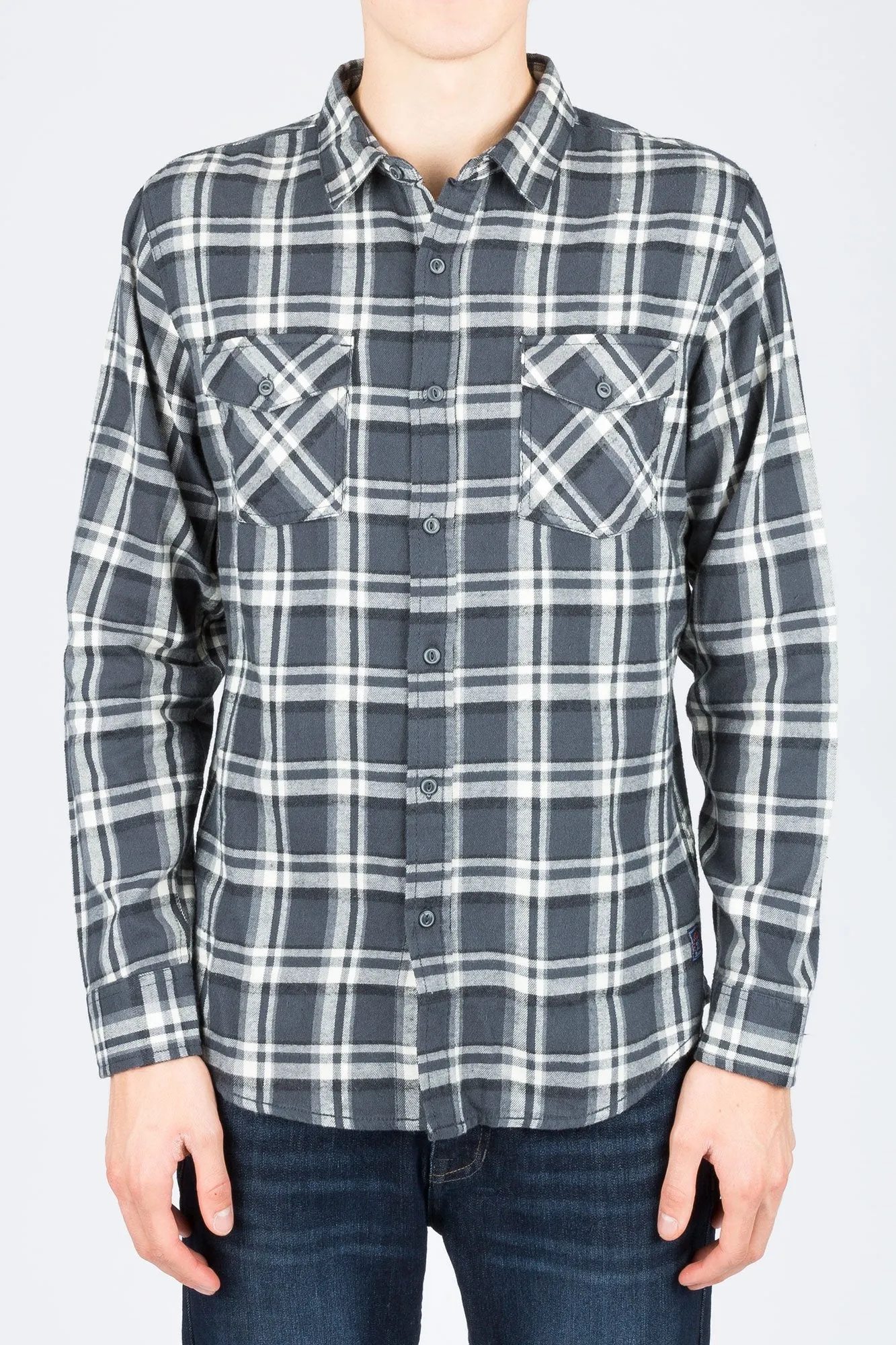 Guys 2-Pocket Plaid Long Sleeve Shirt