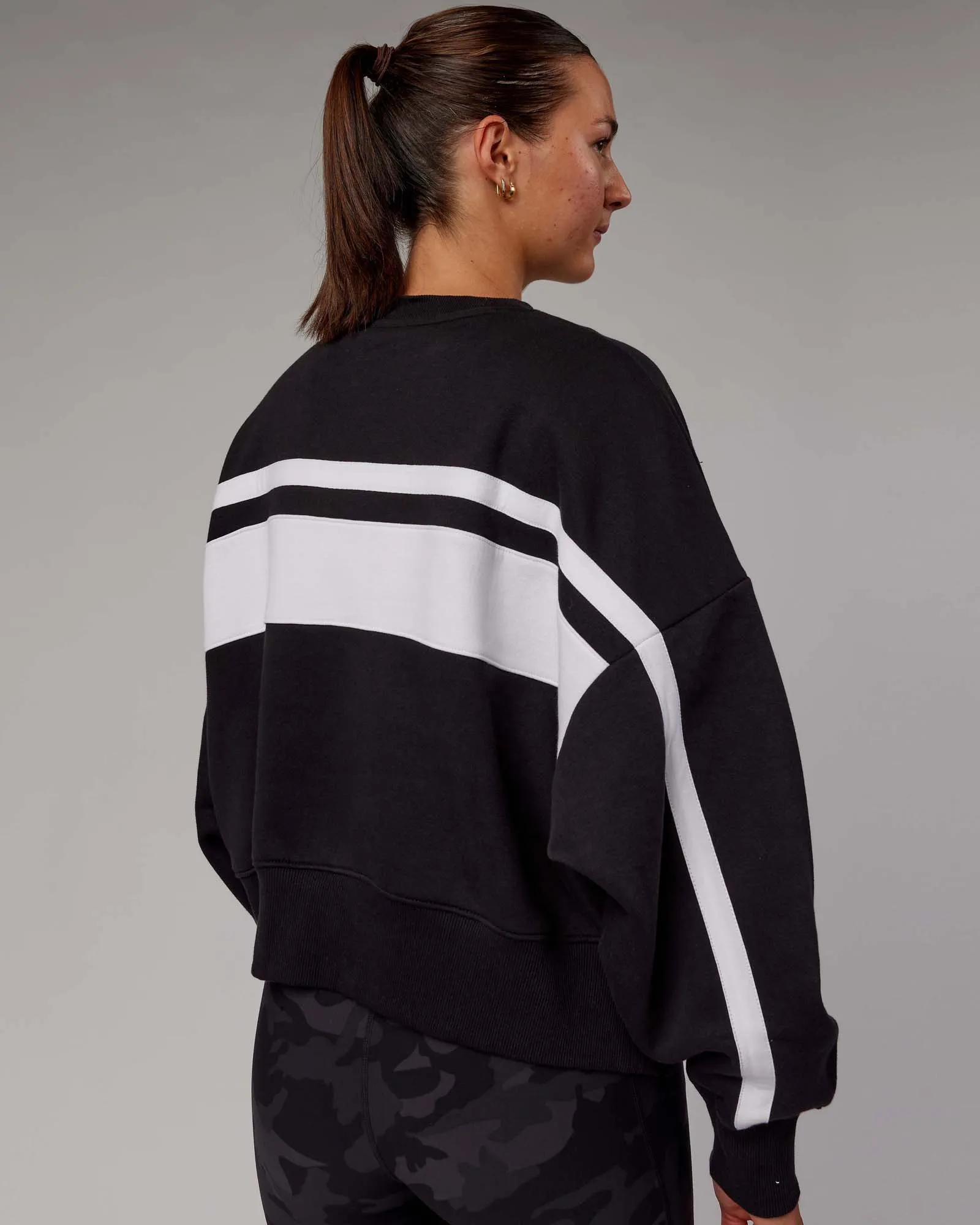 Intercept Sweater - Black-White