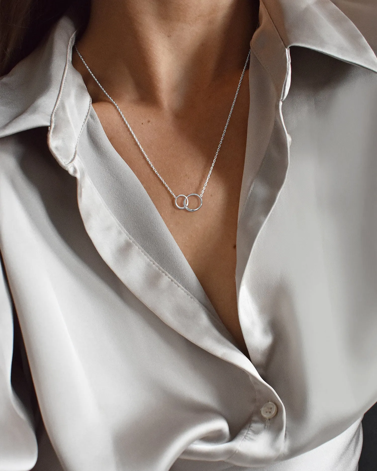 Les Amis small single necklace silver