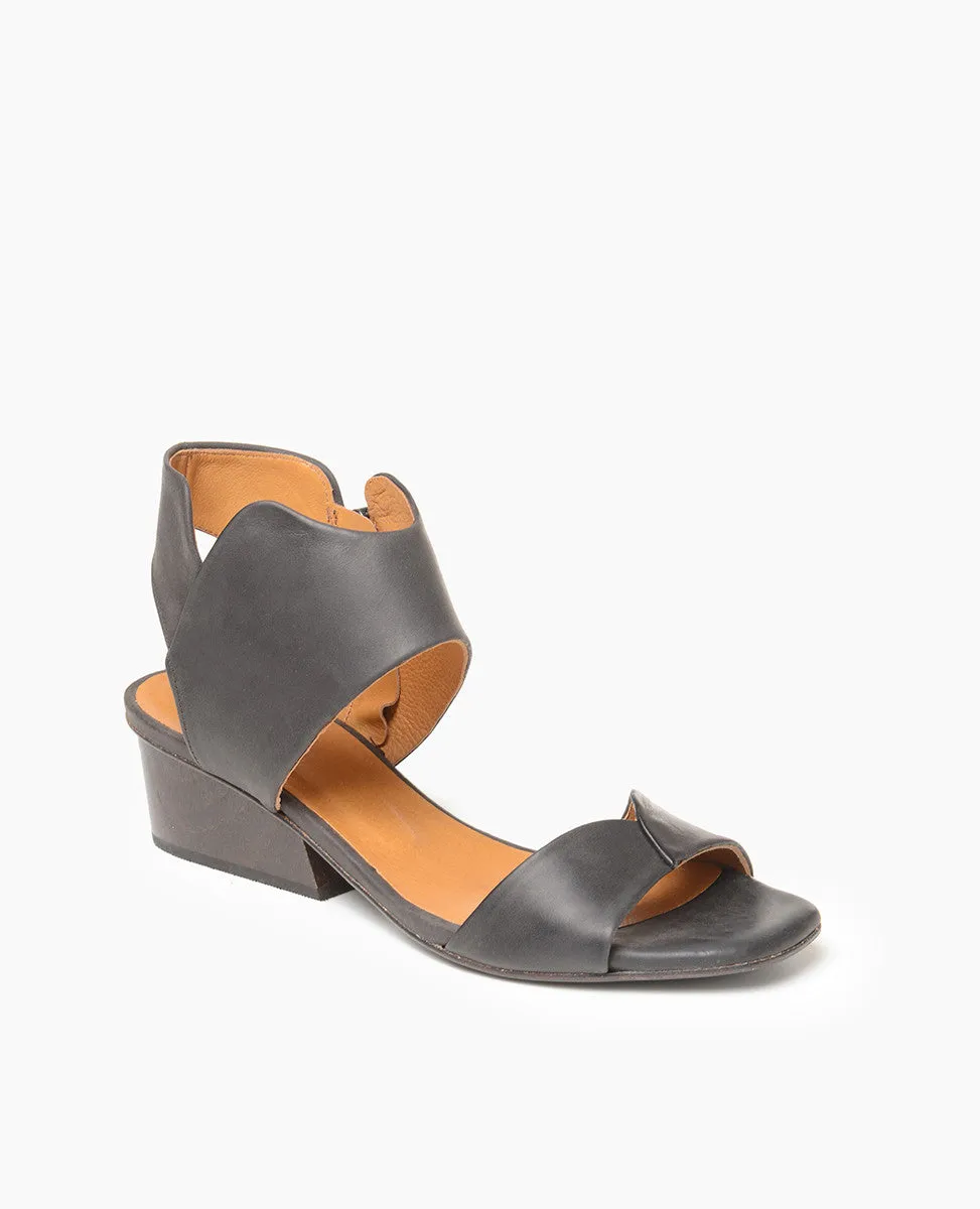 Ownit Sandal