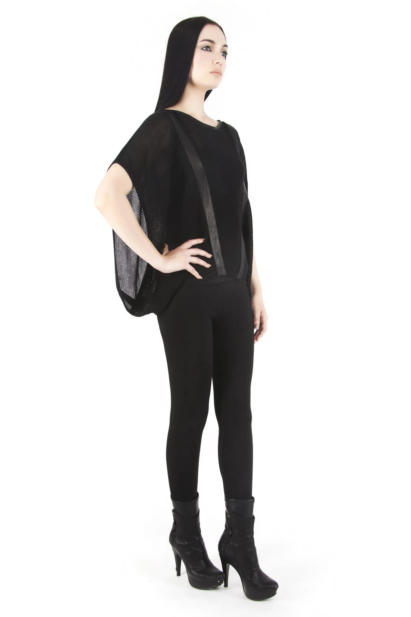 v net top w leather black